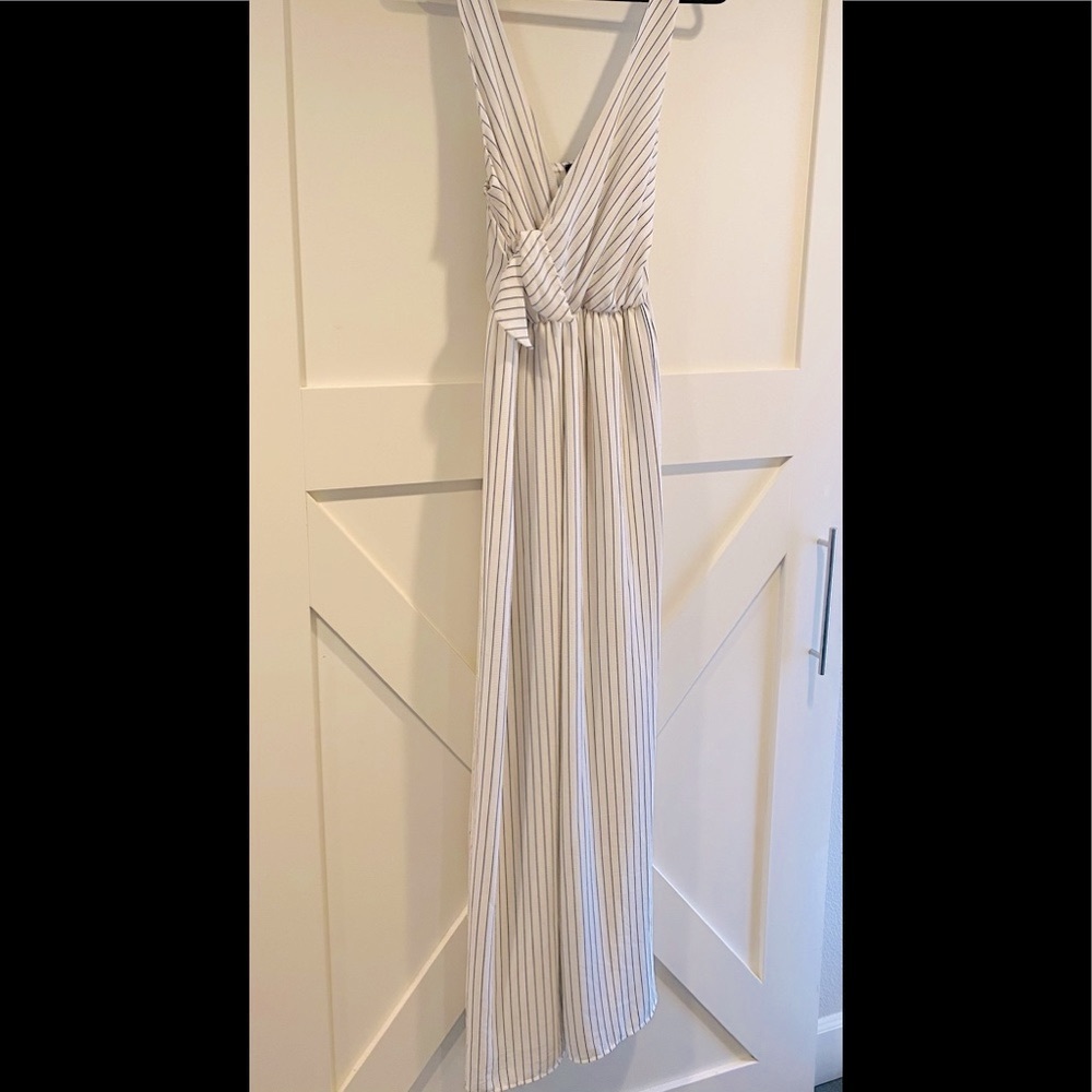 Windsor white pantsuit romper with black pin stripes size Large